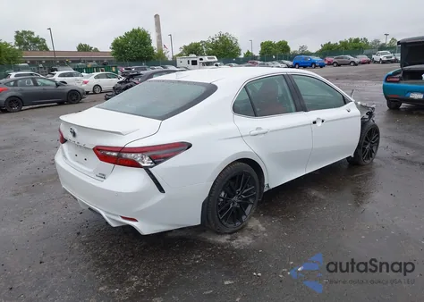 2022 Toyota Camry Xse Hybrid из США, поврежденный, VIN 4T1K31AK5NU583117